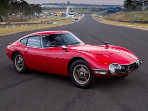 Toyota 2000GT: la “Bond car” che mostrò al mondo il valore del Giappone.