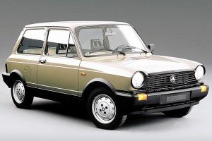 La crisi dei V8 americani negli anni ’70: il declino di un’era di potenza.