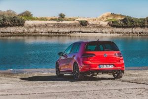 Volkswagen Golf GTI: la vettura che ha inventato il segmento Hot Hatch